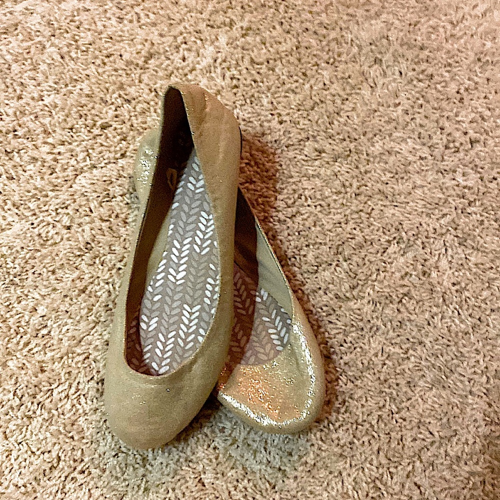 Gold glitter flats